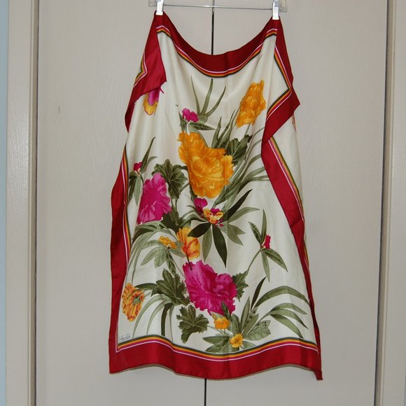 SunKgungSa Vintage Floral Butterfly Silk Scarf - Picture 4 of 8